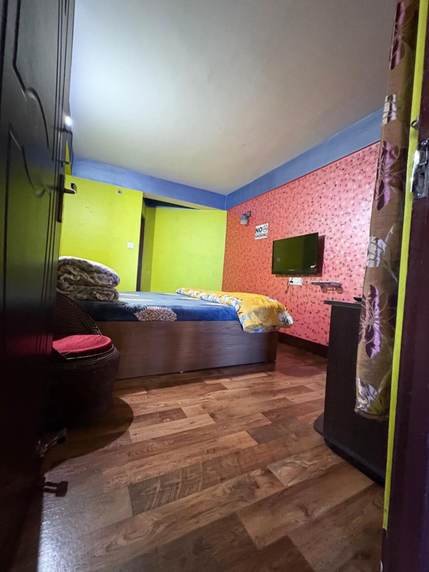 Swarna Kamal Homestay Дарджилинг Экстерьер фото